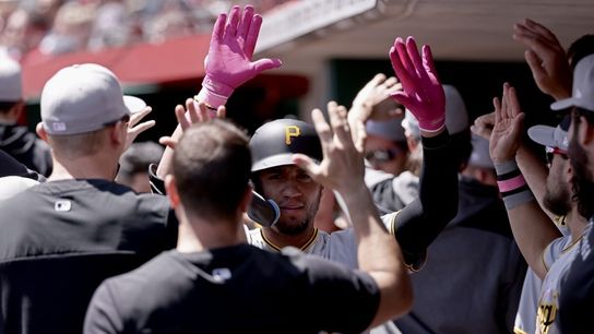 With Pérez out for 'significant time,' what do Pirates do at catcher taken in Cincinnati (Pirates)
